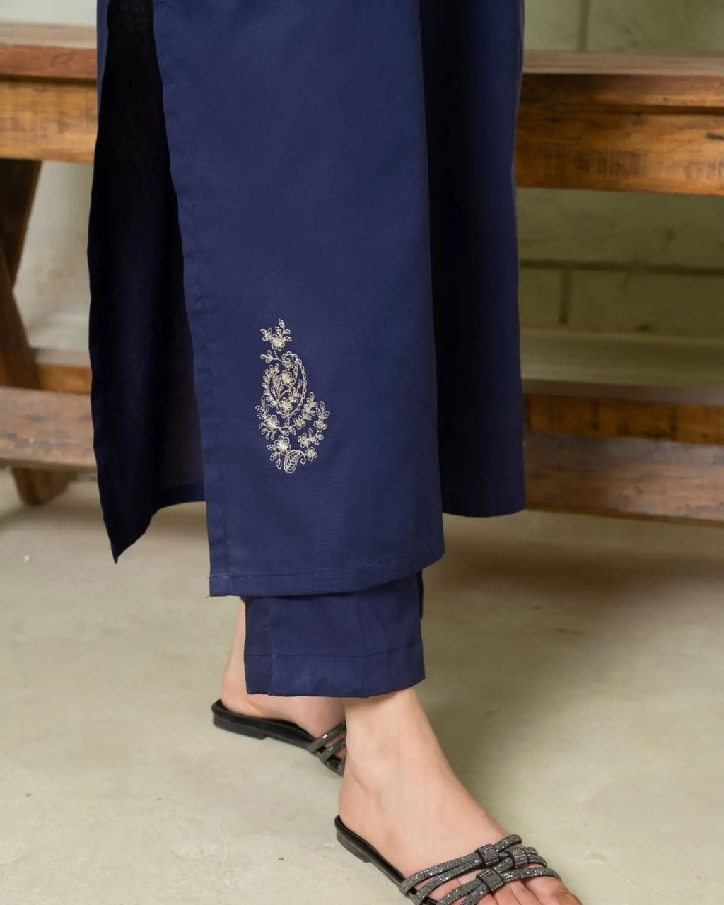 Dezal Embroidered 2-Piece Long Dress – Premium China Lawn