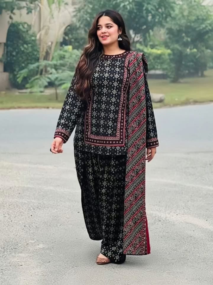 Digital Chunri 3-Piece Suit – Premium Silky Lawn