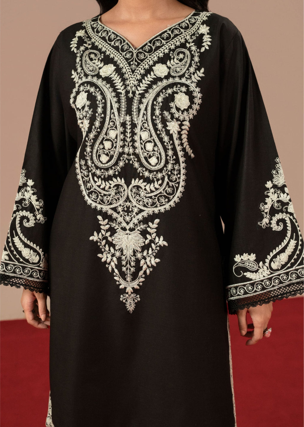 Midnight Grace – Embroidery 3PC Suit