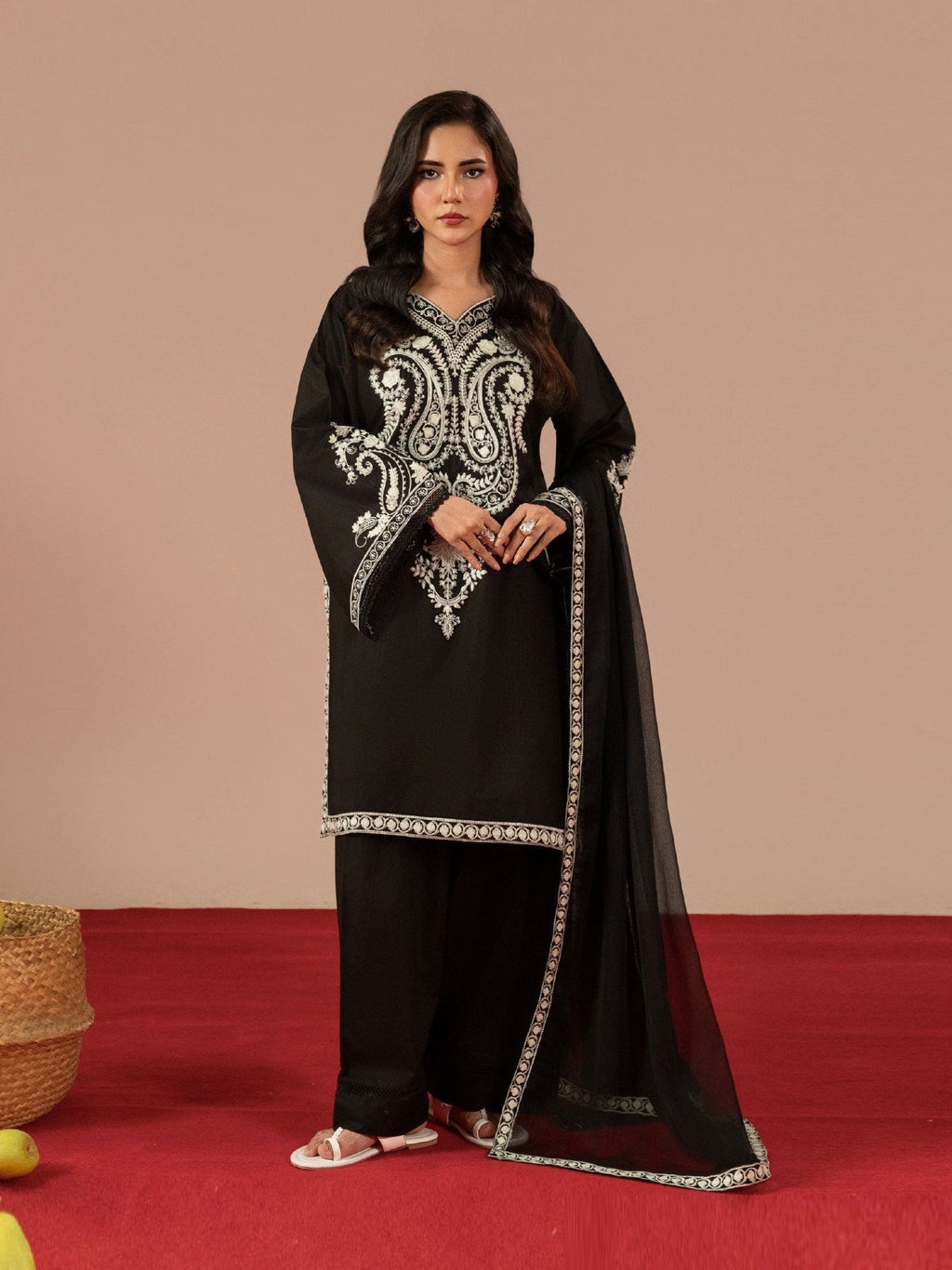 Midnight Grace – Embroidery 3PC Suit