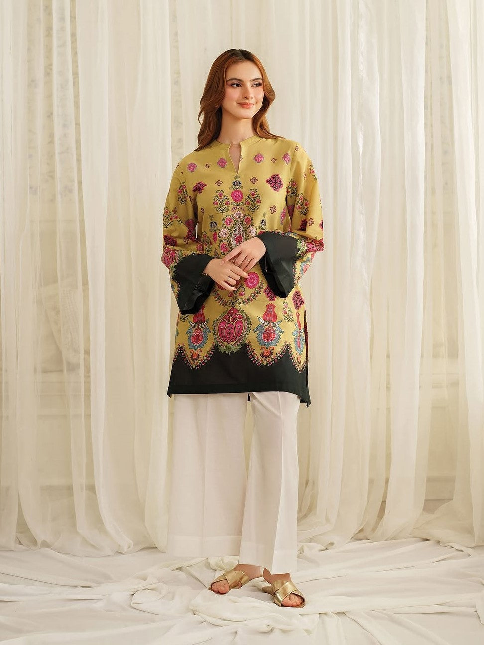 Arwa – Golden Bloom Digital Printed Co-Ord Set