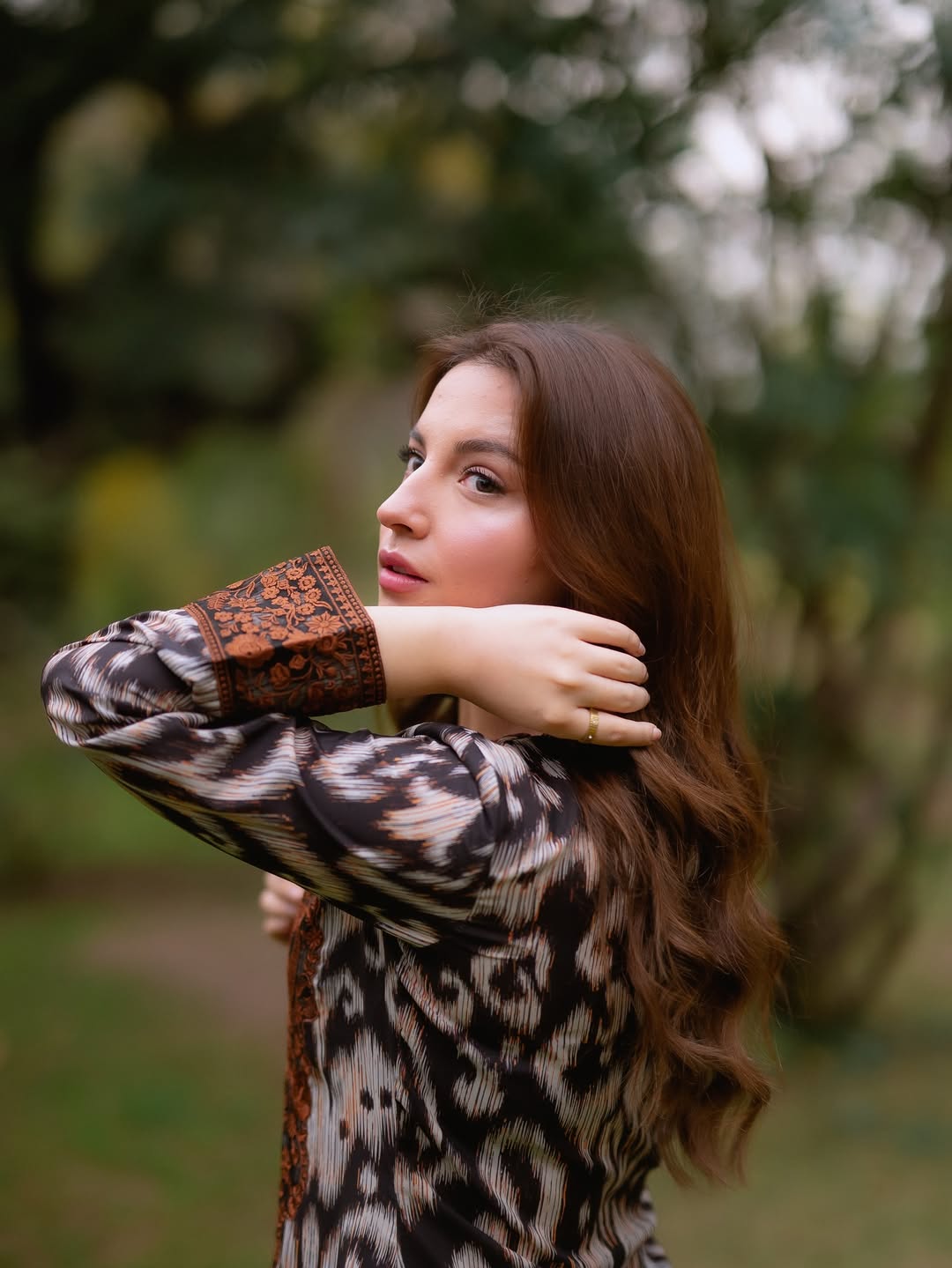 Sahar Embroidered Patch Kaftaan