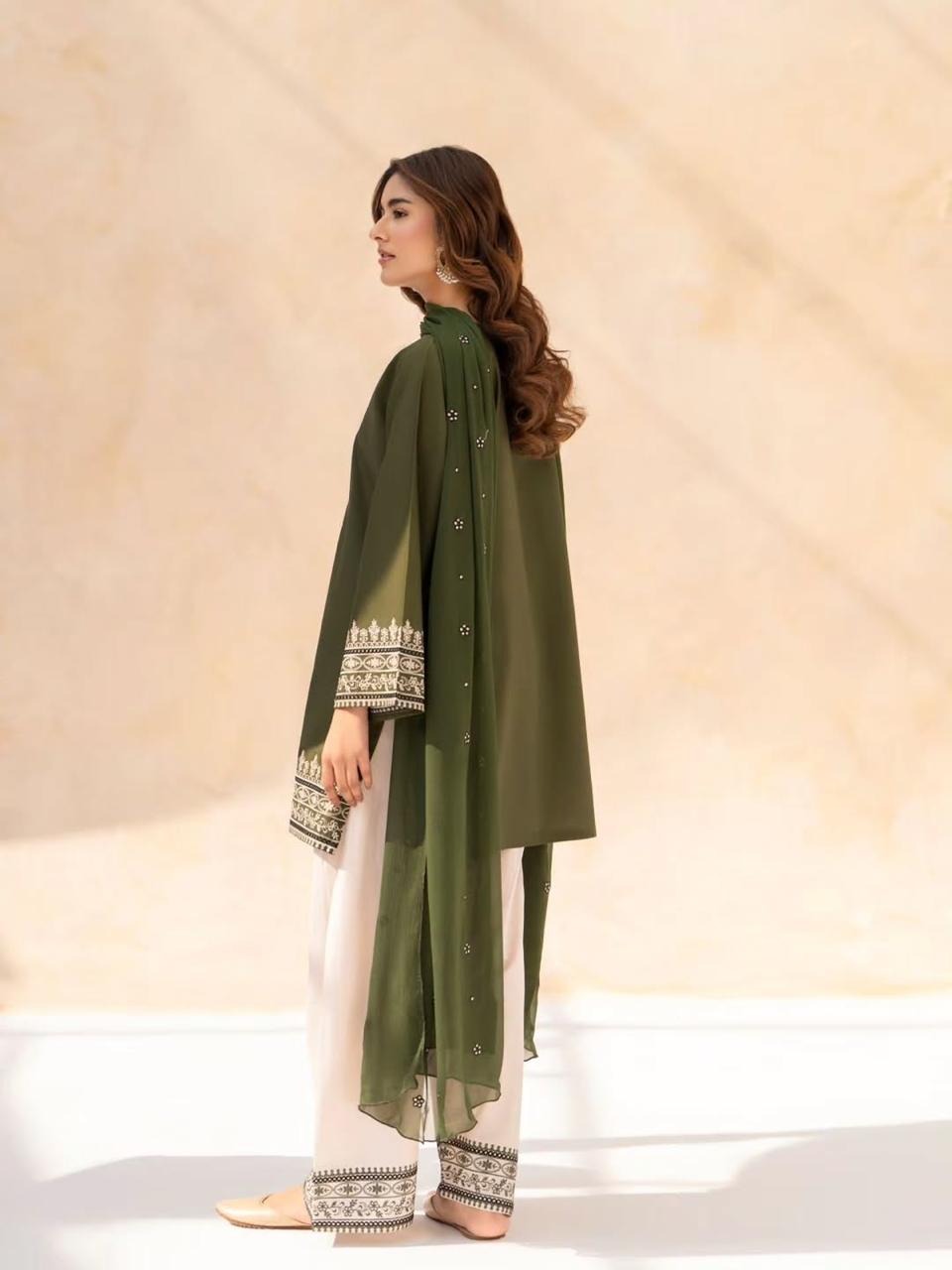 Haya – Embroidered Lawn 3 Piece
