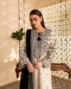 Zarish – Embroidered Lawn 3-Piece Set (Stitched)